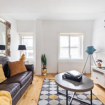 Spacious 1 Bed Oxford Street Apartment - Sleeps 4 Londra Dış mekan fotoğraf